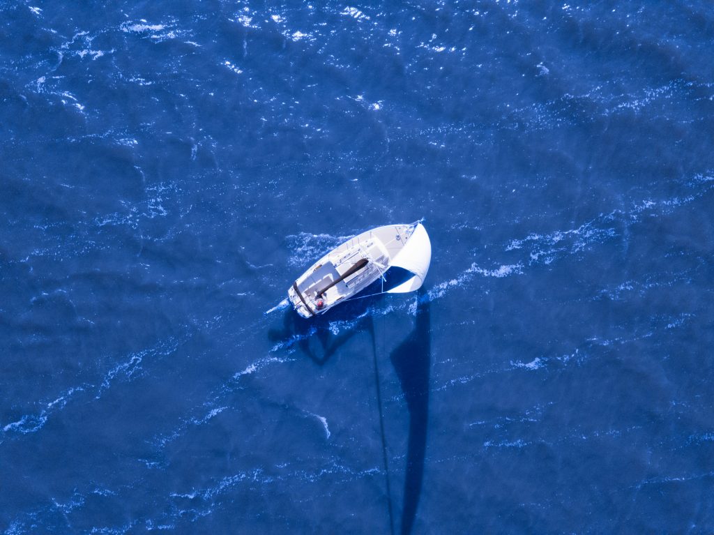 A sailing boat in ocean